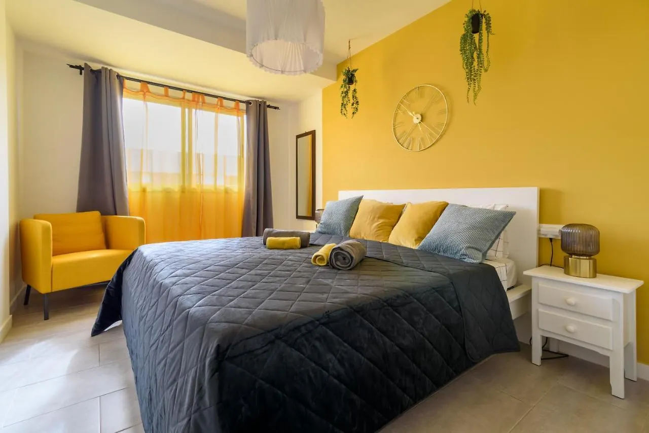 Cozy Appartment In The City Center location