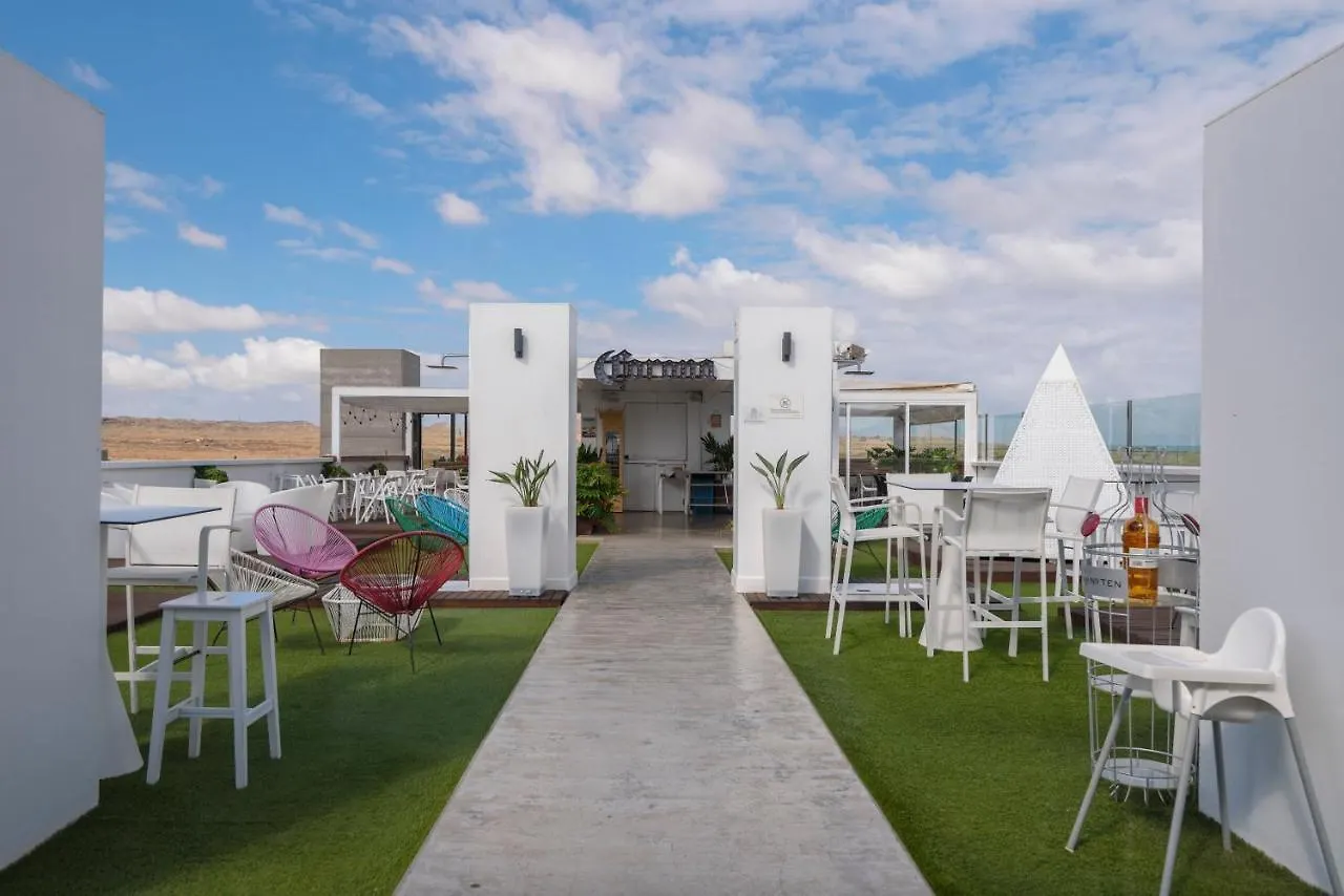 Cozy Appartment In The City Center Corralejo Apartment